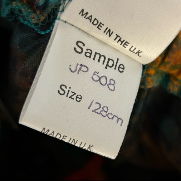 ❤️ Joan Priest Colorful Abstract girl Skirt 128cm 8-9 yrs - Picture 6 of 9